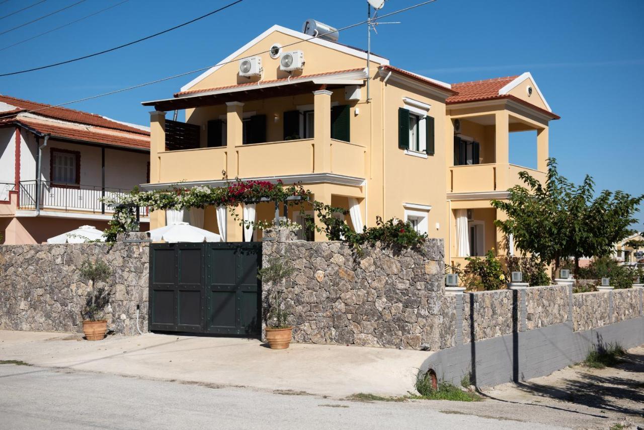 Casa Dell Amore Petriti  Bagian luar foto